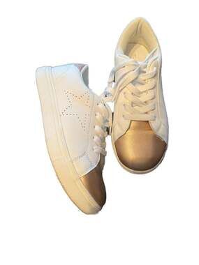 Tahari White Star Perforated Sneakers sz 13 Rose Gold Metallic glitter